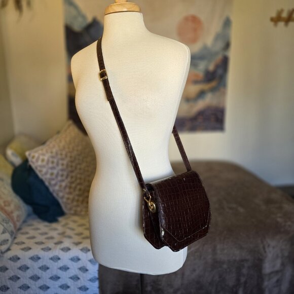Vintage Made in Italy Croc Embossed Brown Leather Crossbody Bag Brass Hardware - Picture 9 of 16